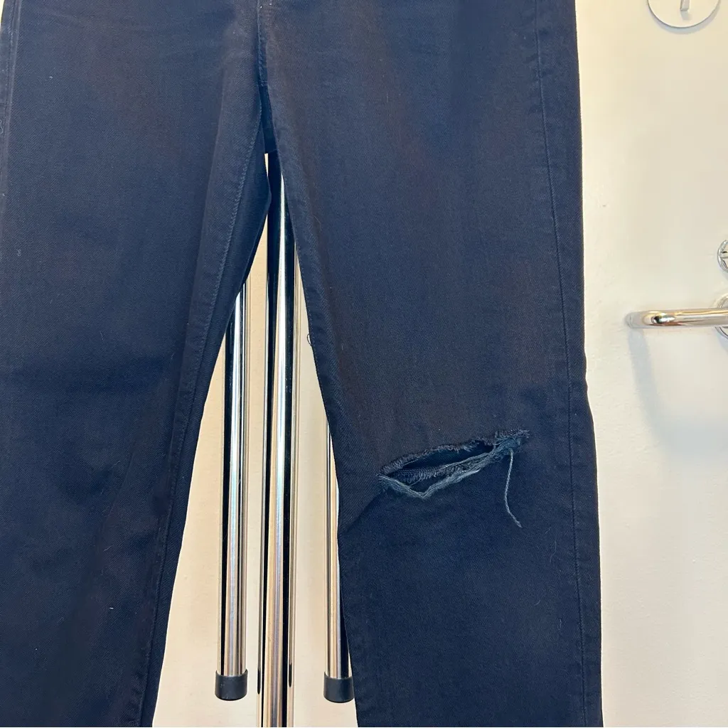 Madewell The Petite Perfect Vintage Jean in Stone Black: Knee-Slit Edition - Image 7