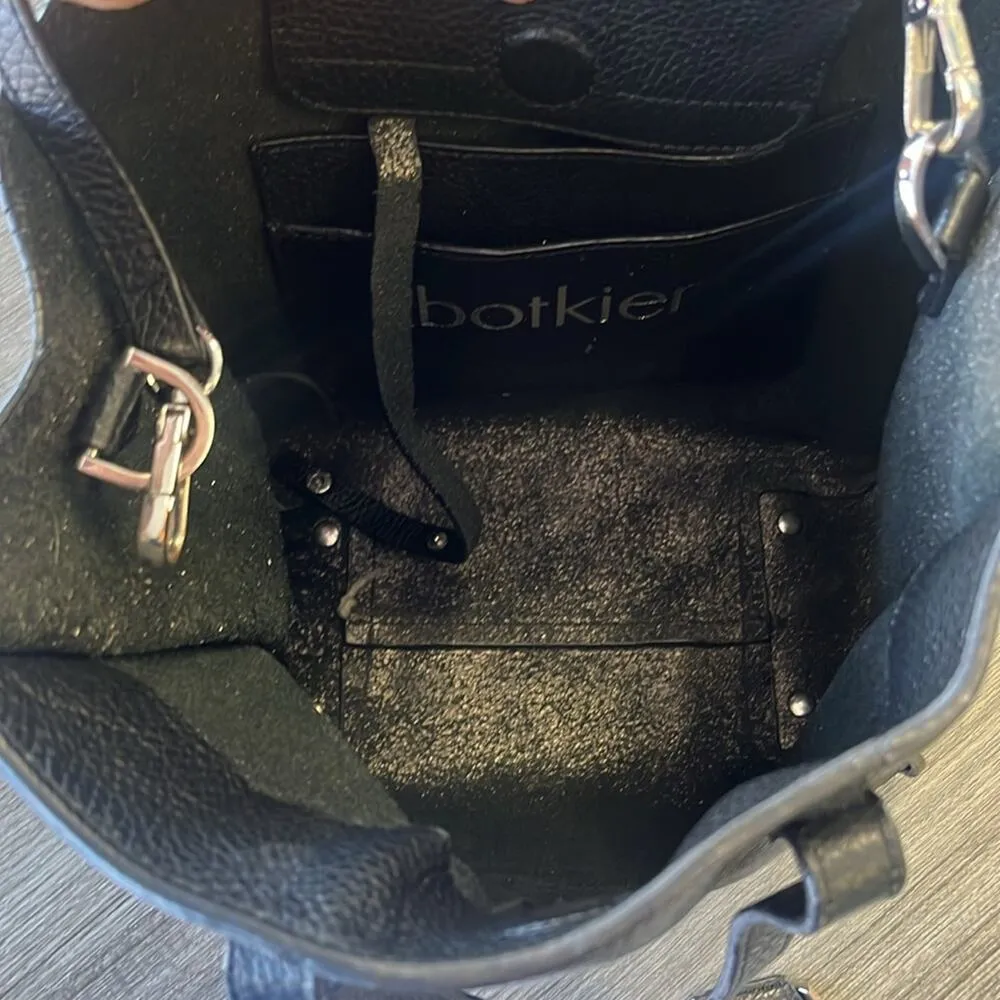 Botkier leather Crossbody handbag. - Image 5