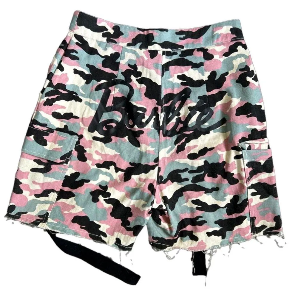 Missguided Barbie high rise pink camouflage high rise raw hem retro army shorts - Image 6