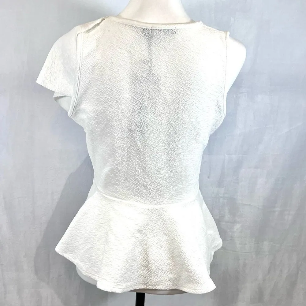 Emilia ruffle one sleeve vneck peplum top in ivory white size 8 NWT - Image 3