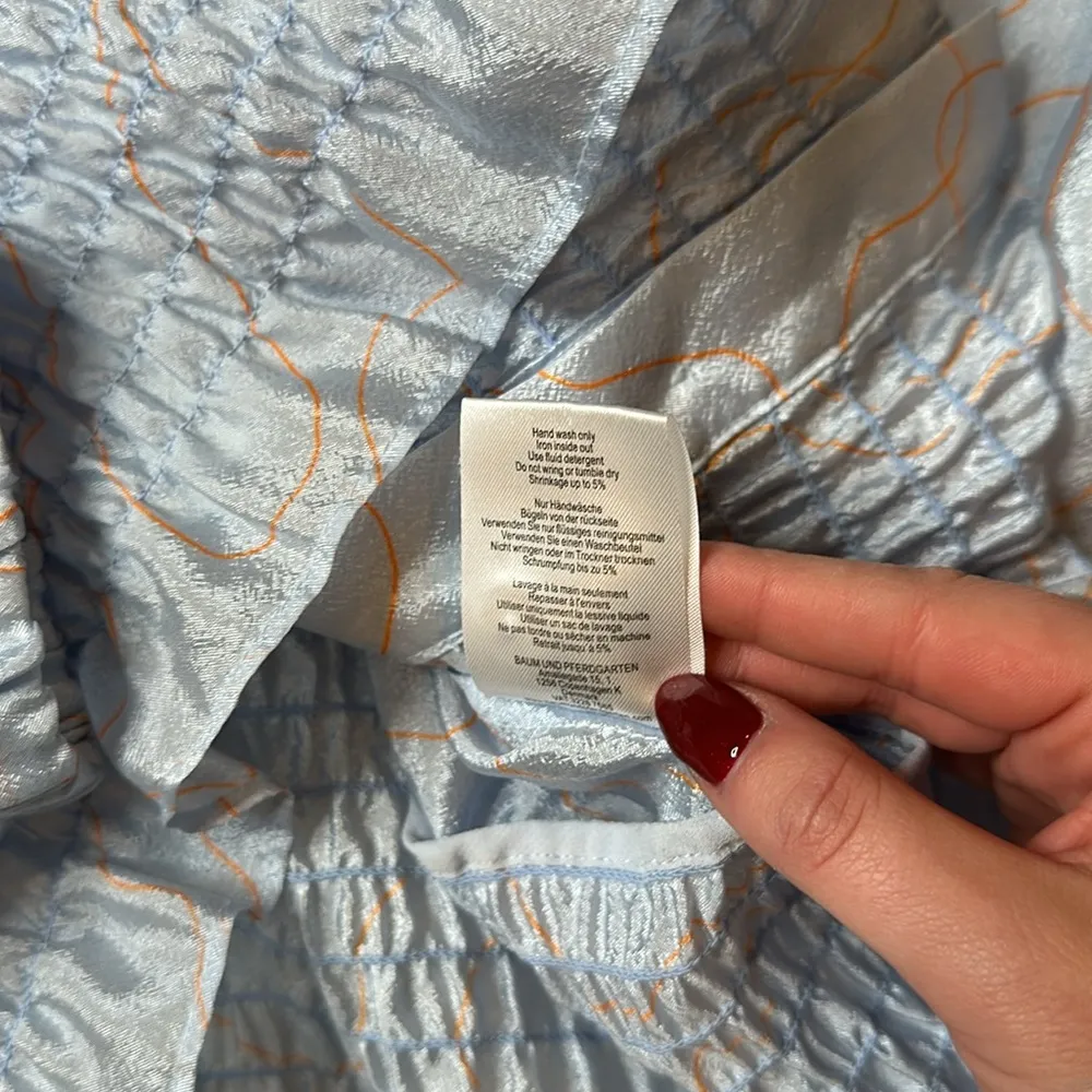 BAUM UND PFERDGARTEN Minna Blouse in Grey Alto Orange Size undefined - Image 7