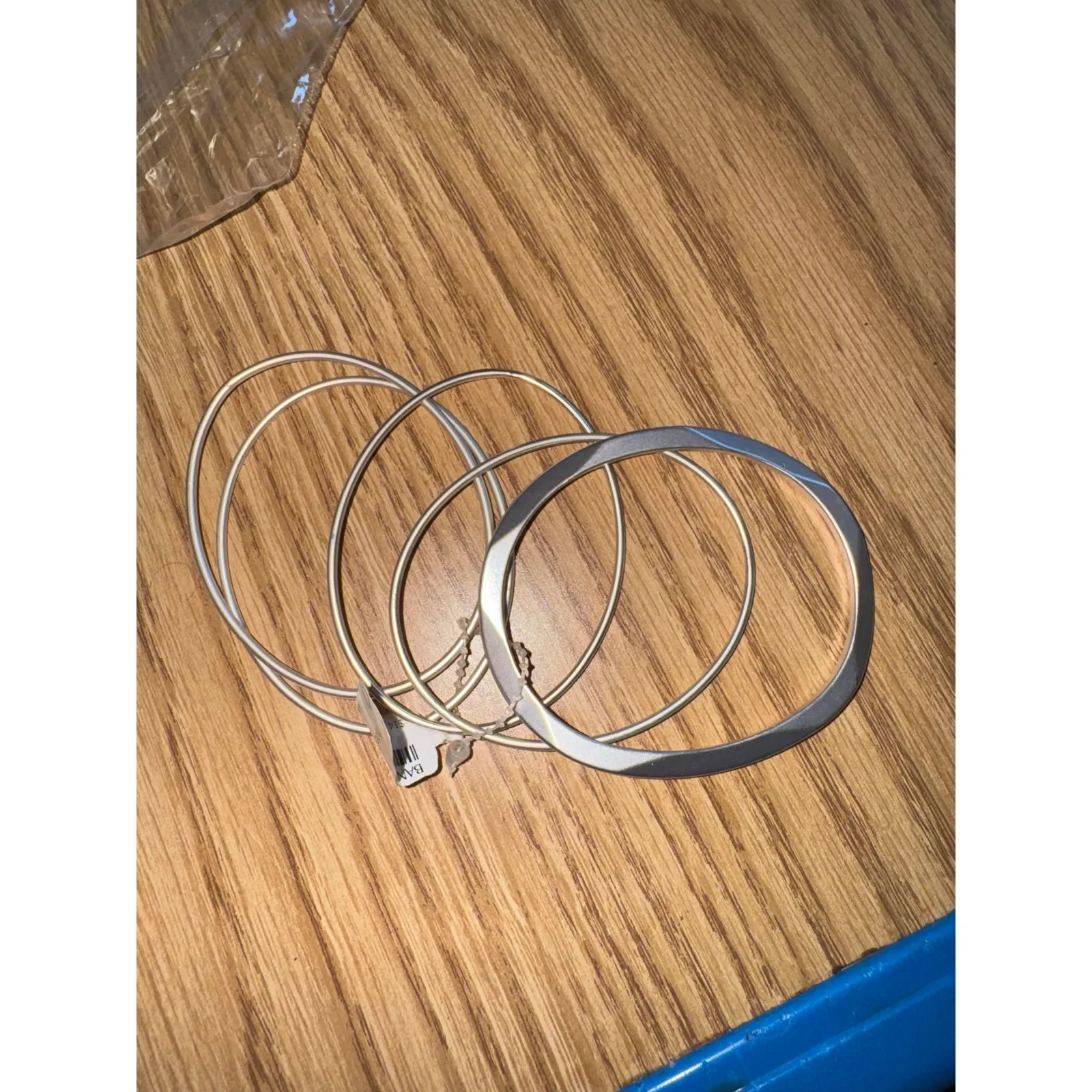 Banana Republic oval bangles - Image 3