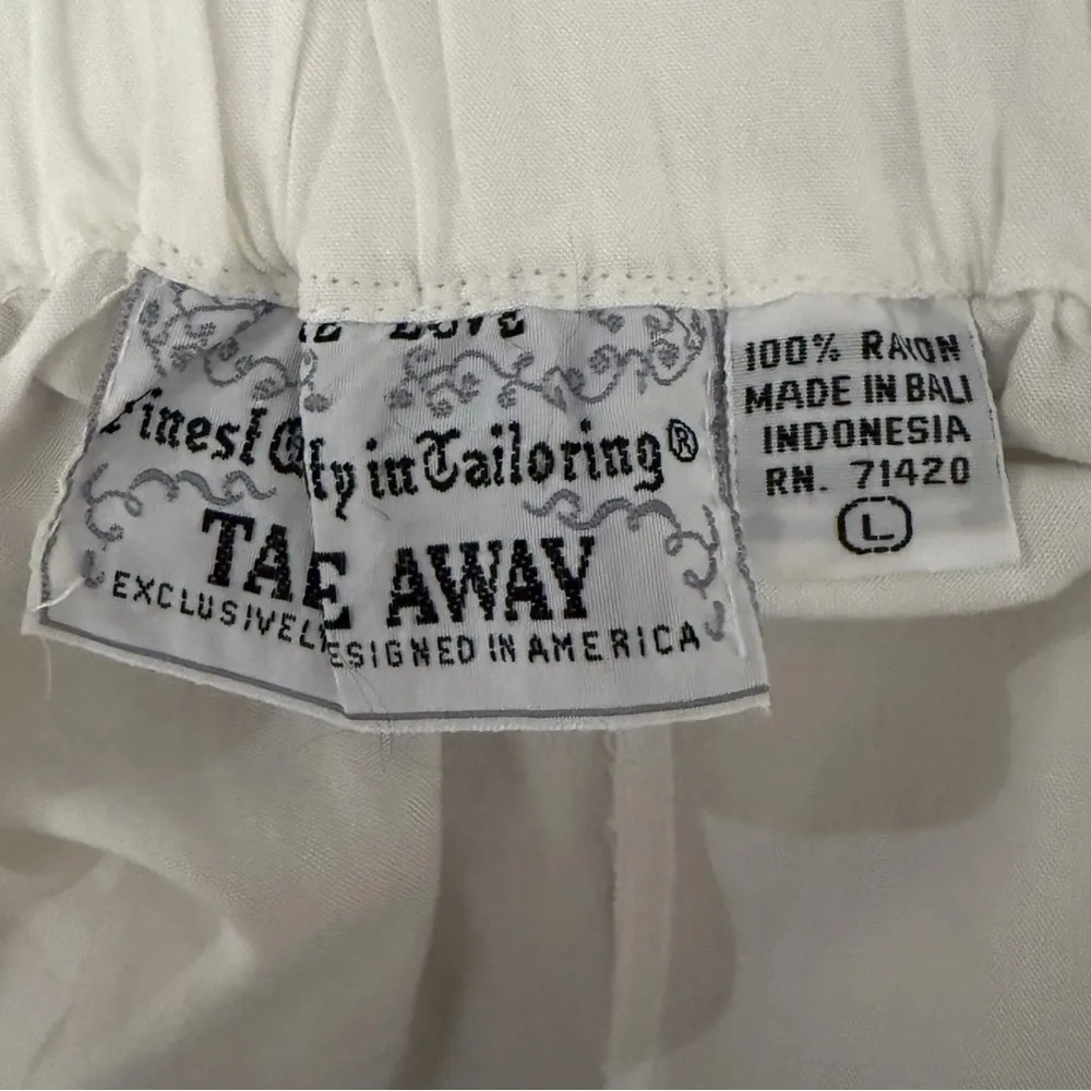 Vintage White Sheer Shorts Size Large Beaded Floral Accents - Image 6