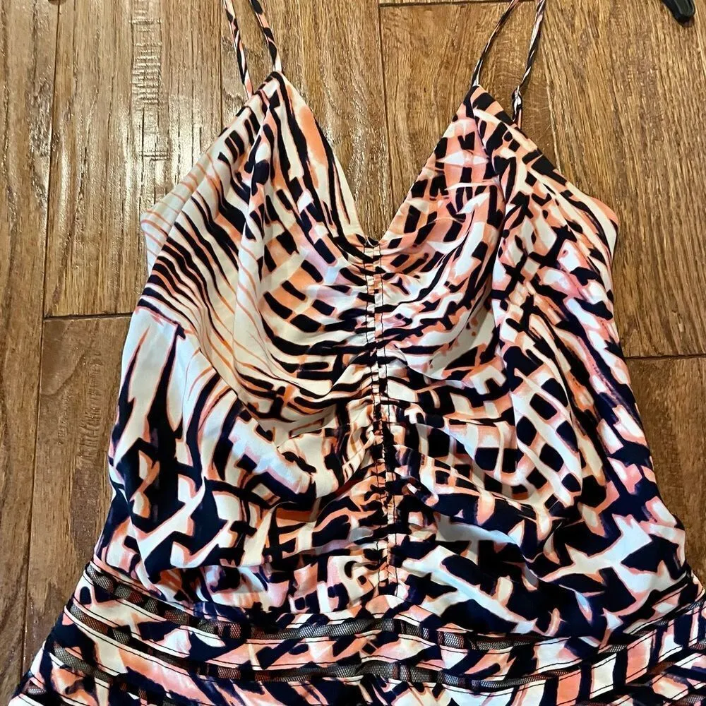 Parker silk ruched chest abstract dress size xs - Image 2