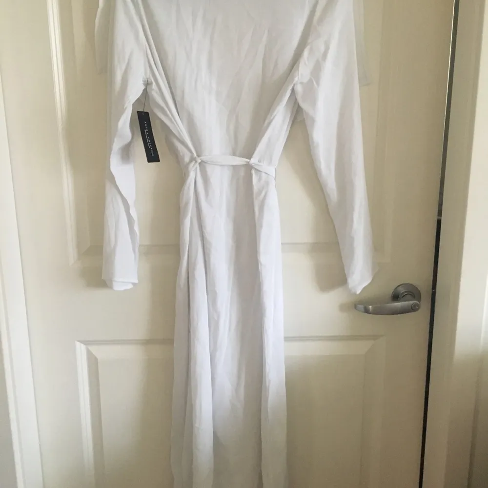 Akira White Lightweight Trench Coat/Duster - Image 8