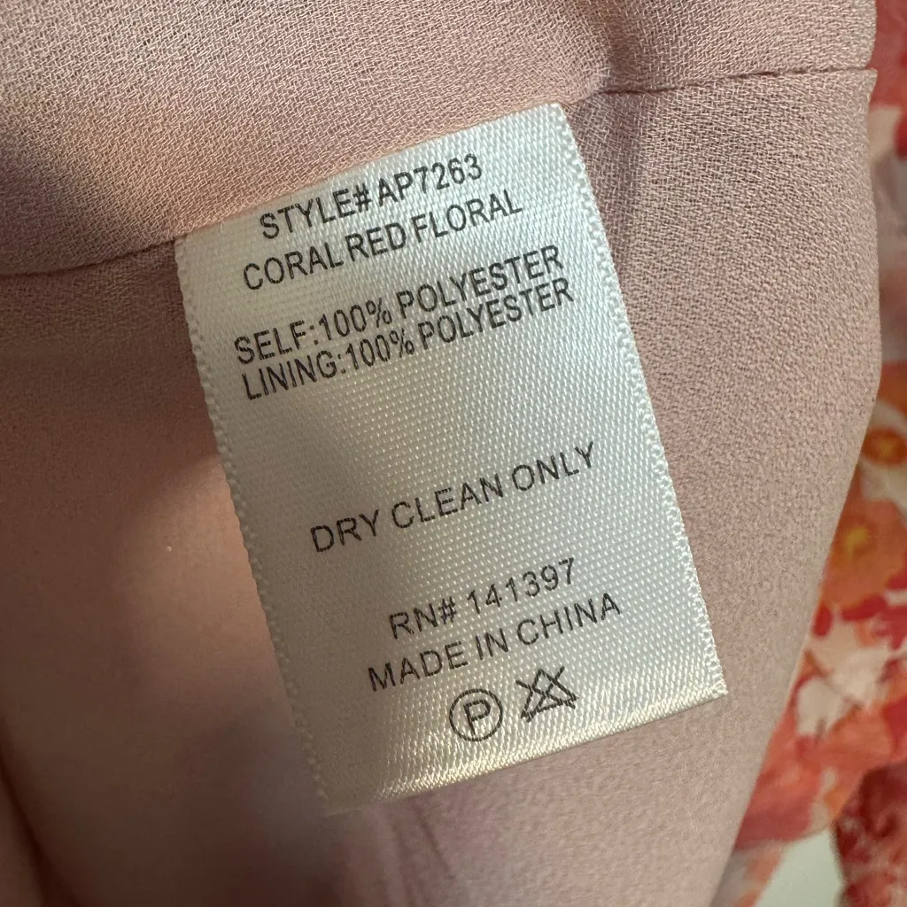 Floral Open Back Long Sleeve Chiffon Romper
ASTR the Label Size Large - Image 8