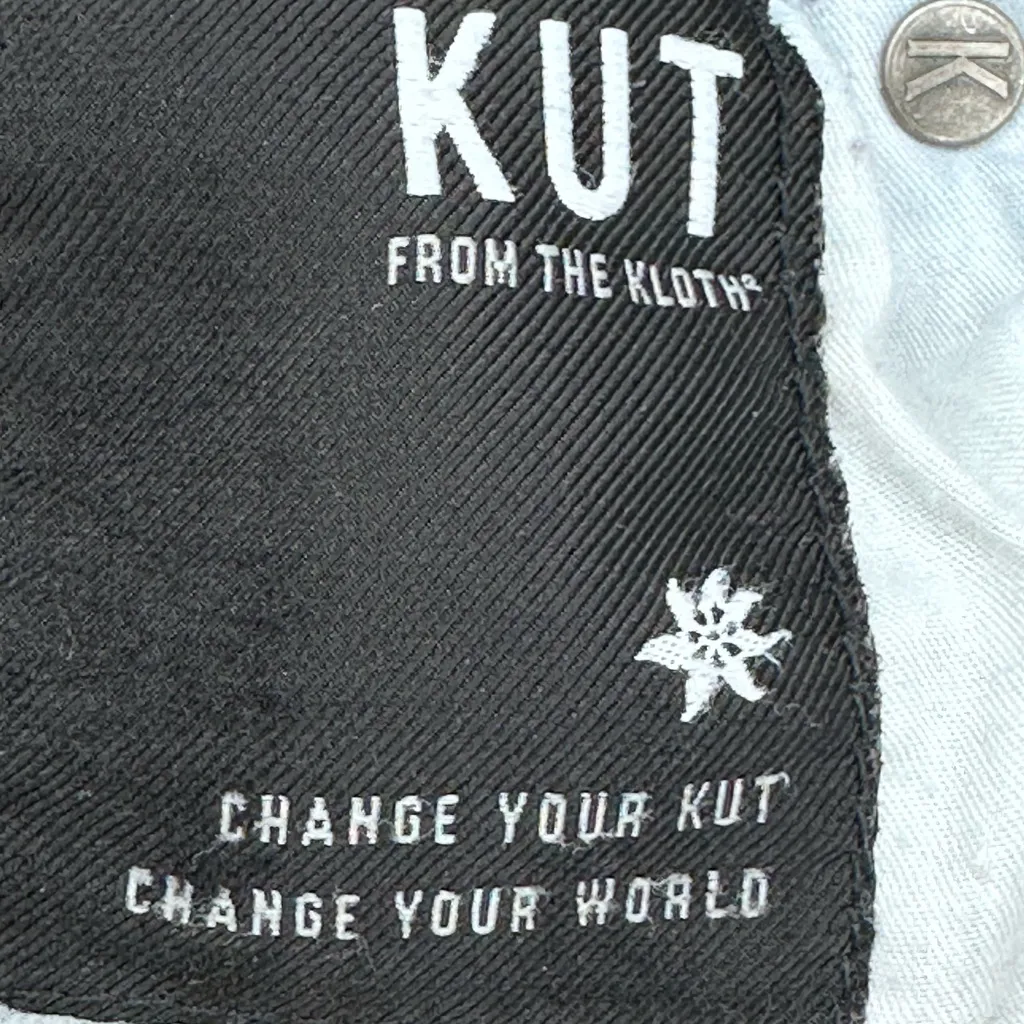 KUT Madeline Boyfriend Hidden Button Fly Distressed Cuffed Blue Jean Shorts 2 - Image 11