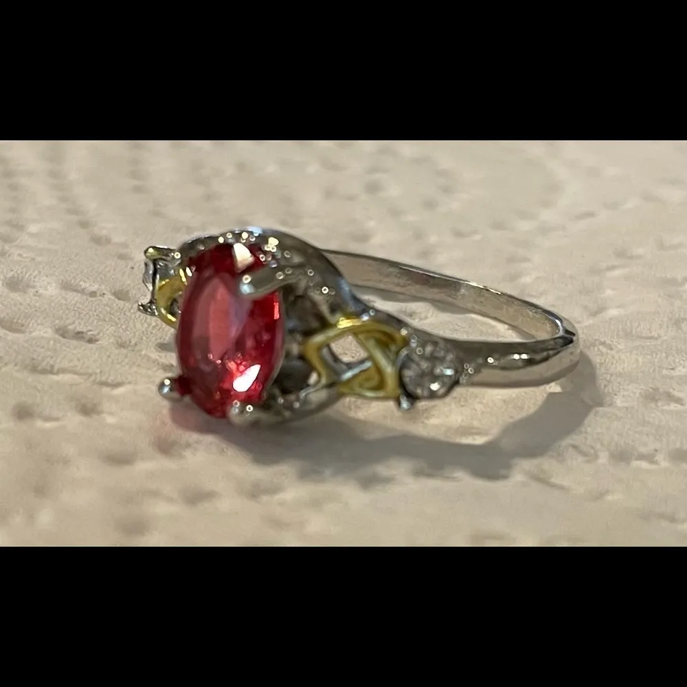 New Oval Ruby CZ SilverTone & Gold Tone Ring Size 6 7/8 - Image 6