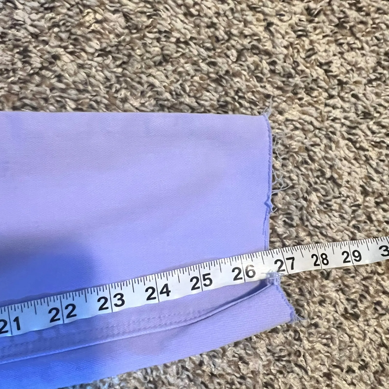 Old Navy Rockstar Mid Rise Cropped Raw Hem Jeans Lilac Purple Size 10 - Image 6