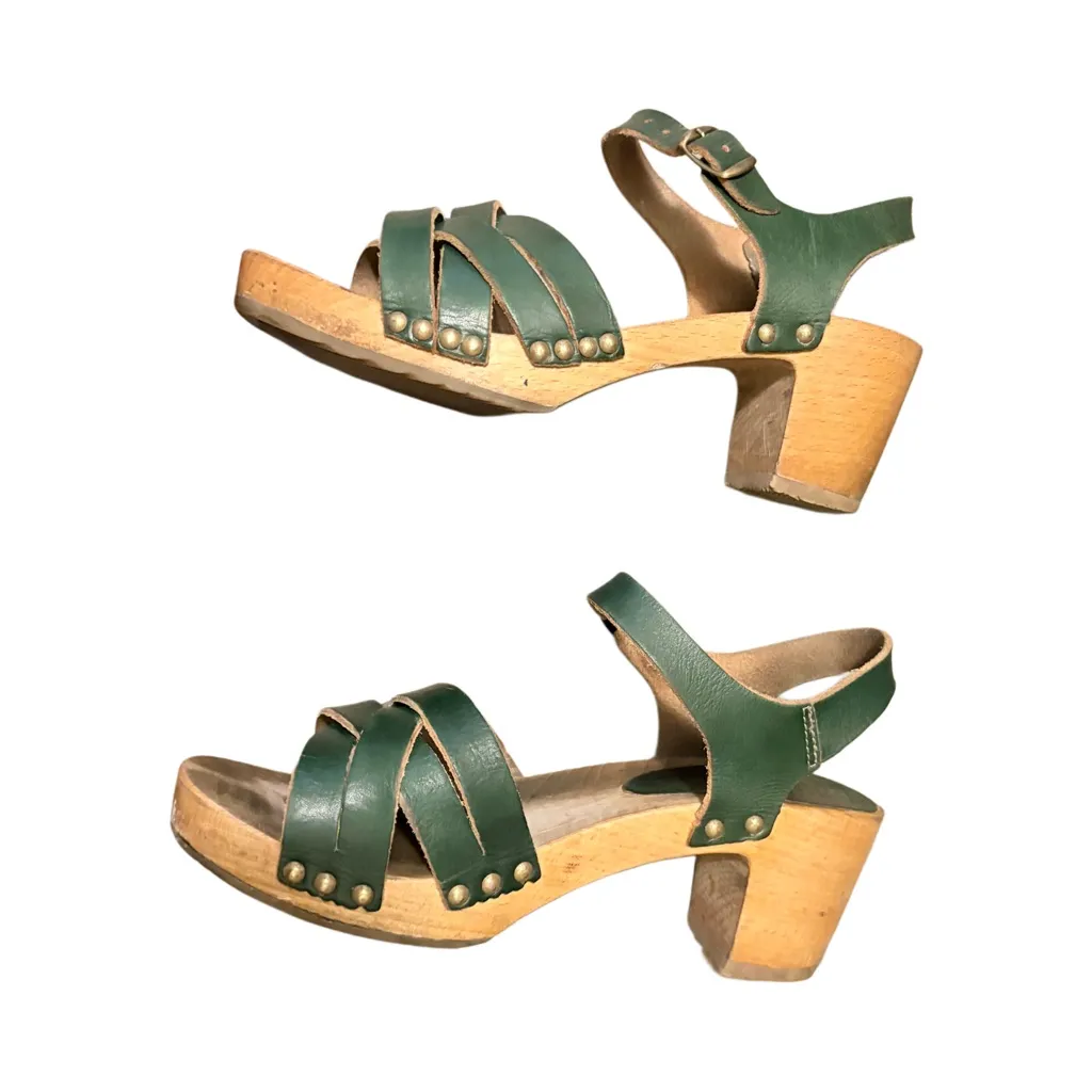BASABO Women’s French Emerald Green Strappy Clogs previously worn size 9 - Image 4