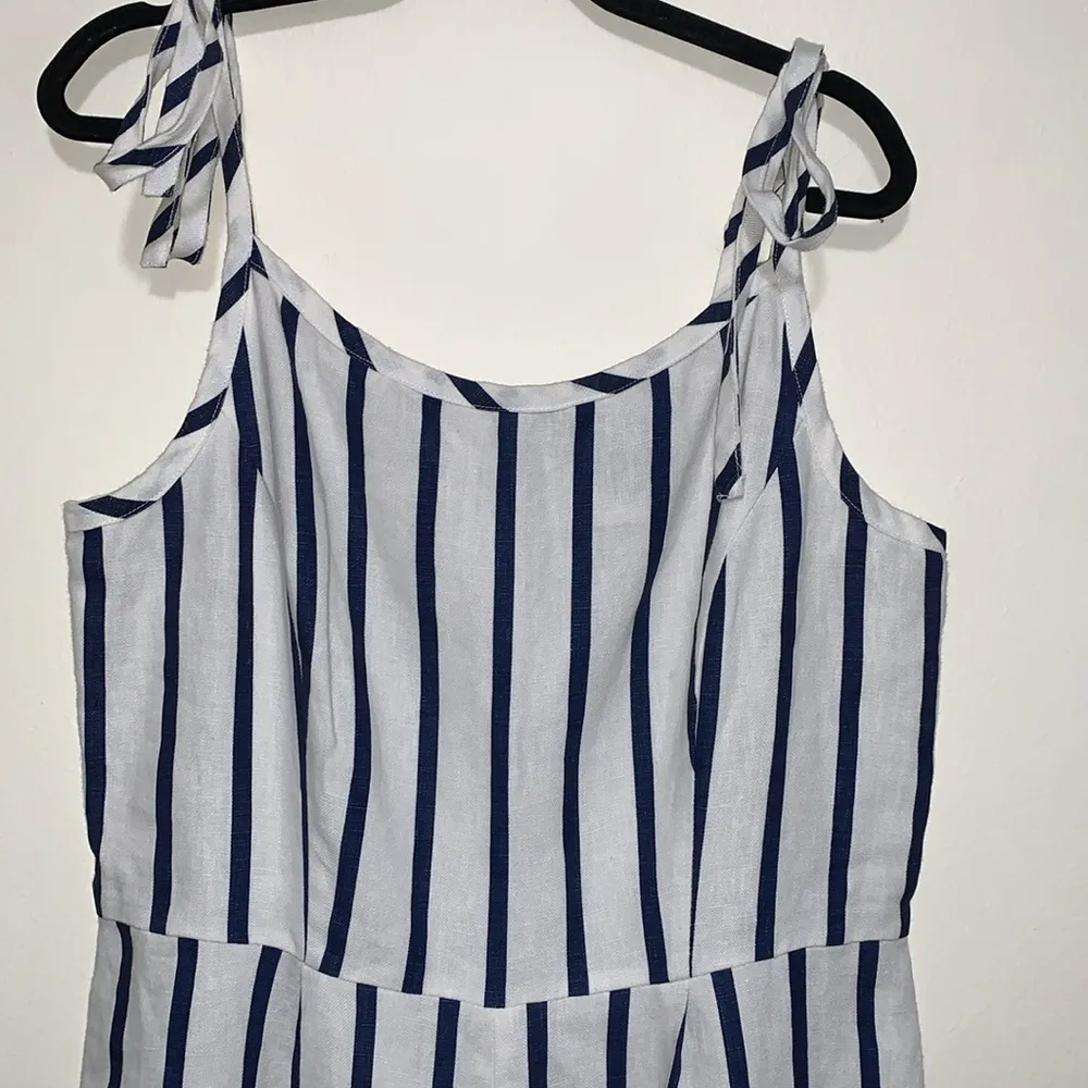J. Peterman Blue White Stripe 100% Linen Jumpsuit Size 10 - Image 3
