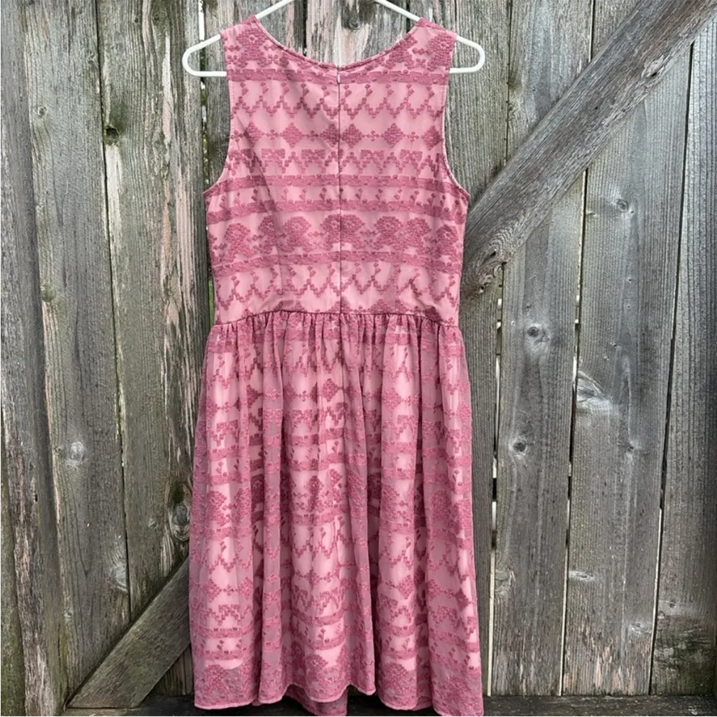 EUC Sundance In A Heartbeat Embroidered
Mesh Sleeveless Dress Dusty Rose Size 6 - Image 7