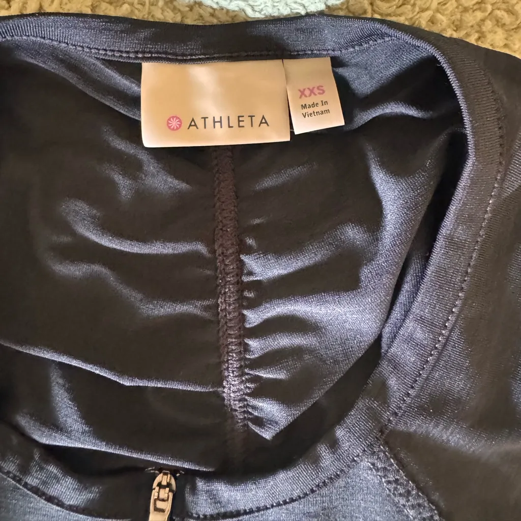Athleta Black 1/2 Zip Long Sleeve Running Top XXS | Athletic Activewear - Image 7