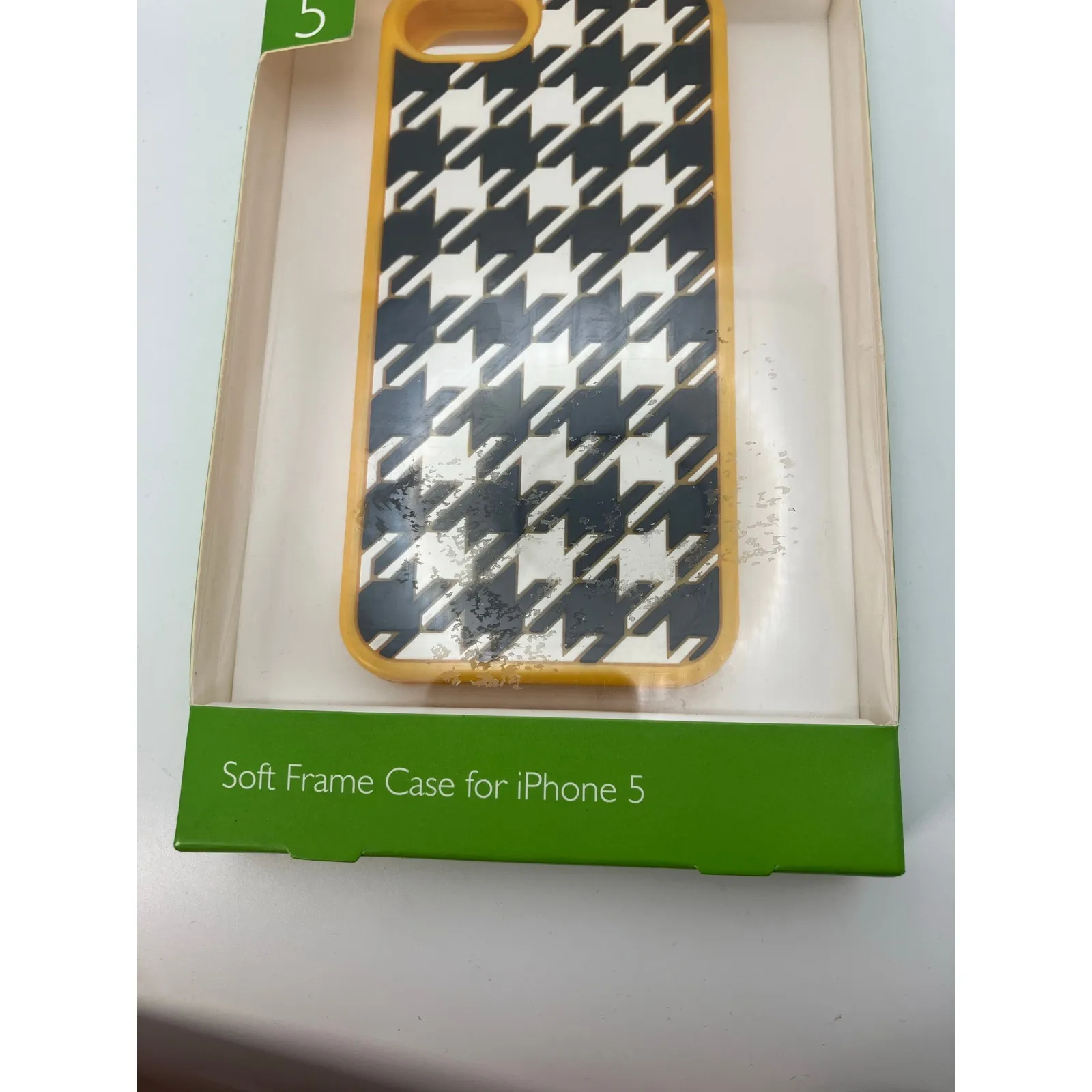 Vera Bradley iPhone‎ 5 Soft Frame Case Bittersweet Houndstooth White New in Box - Image 4