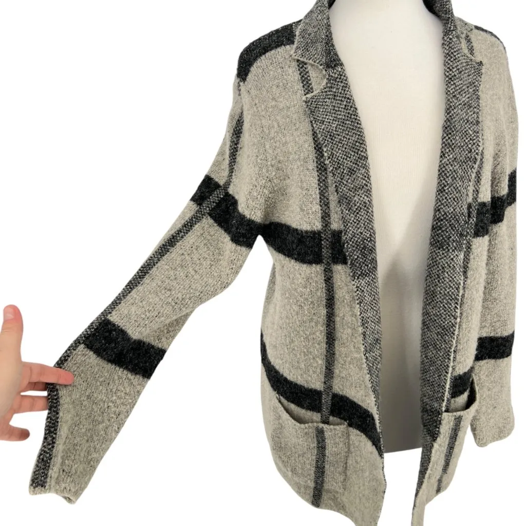 Joseph A Open Front Plaid Cardigan Sweater Beige Black Size Medium - Image 4