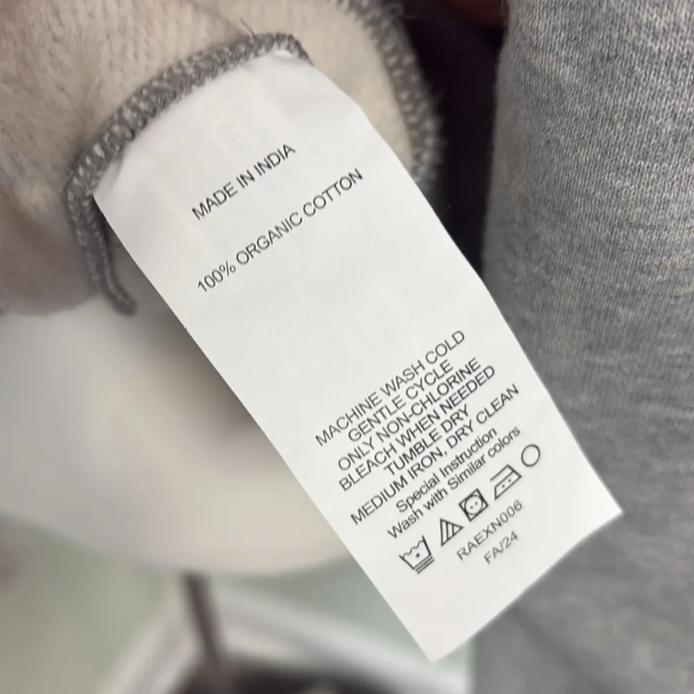 Quince Women’s Heavyweight Fleece Organic Cotton Boyfriend Hoodie Heather Gray - Image 7