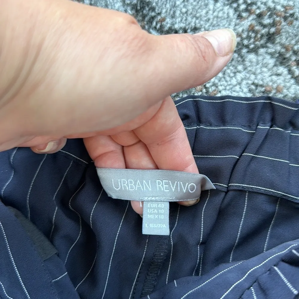 Urban Revivo Wide Leg Pinstripe Pants Navy 10 - Image 4