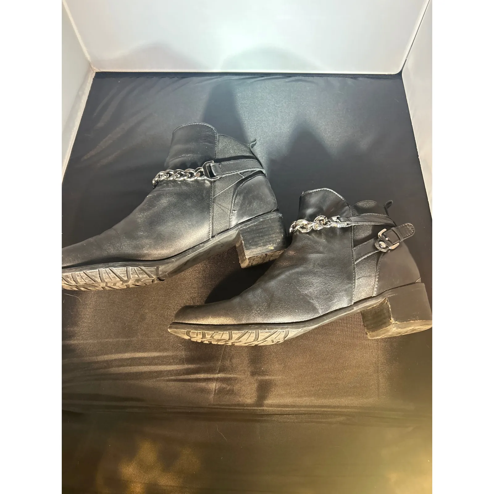 Stuart Weitzman Black‎ Leather Chain Accent Ankle Boots Booties Size 10 M - Image 2