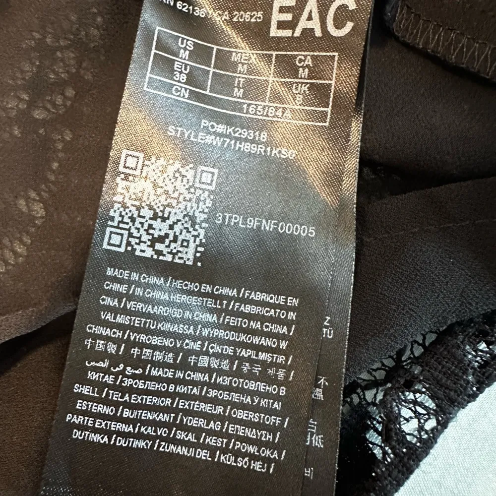 Womens Guess Sz: M Sasha Off-The-Shoulder Black Lace Lined Blouse. Grip elastic. - Image 4