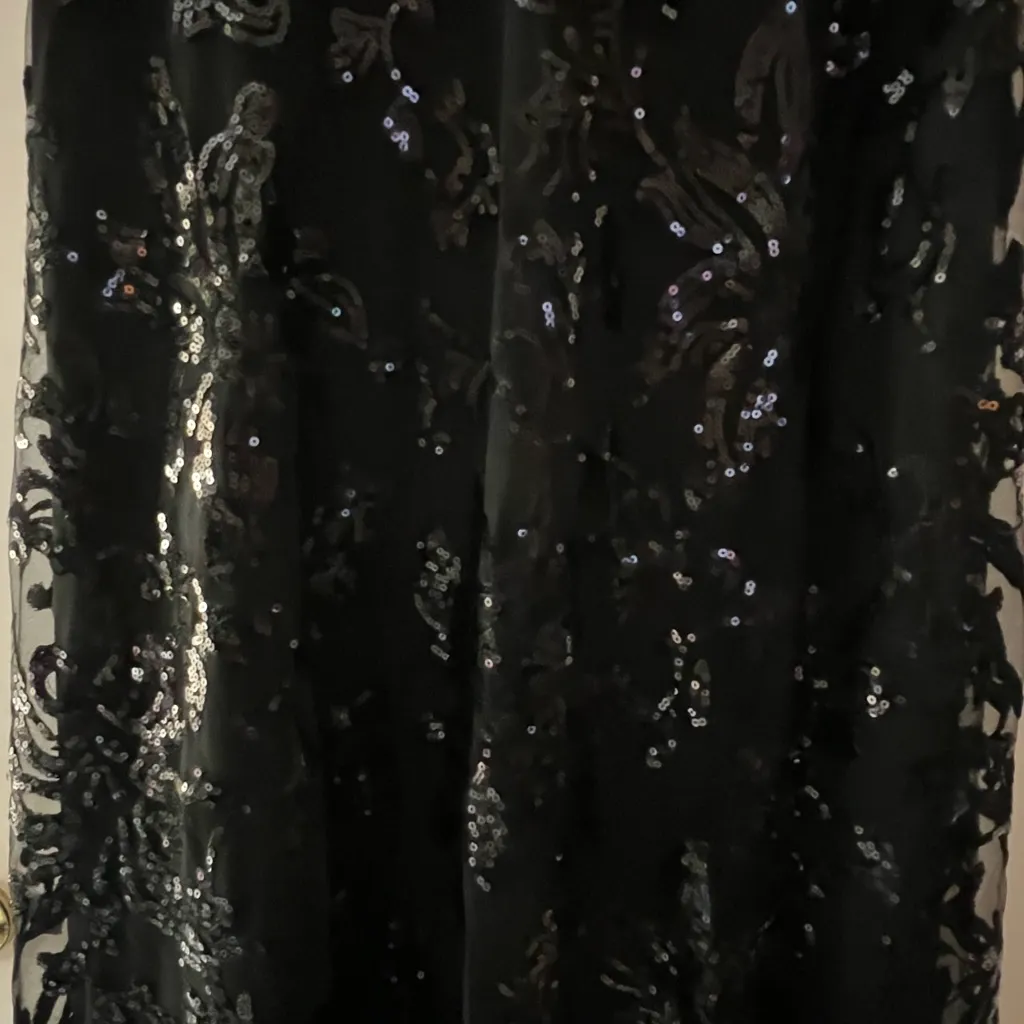 JJ’s House Black Lace Gown Size 14 Formal Elegance - Image 5