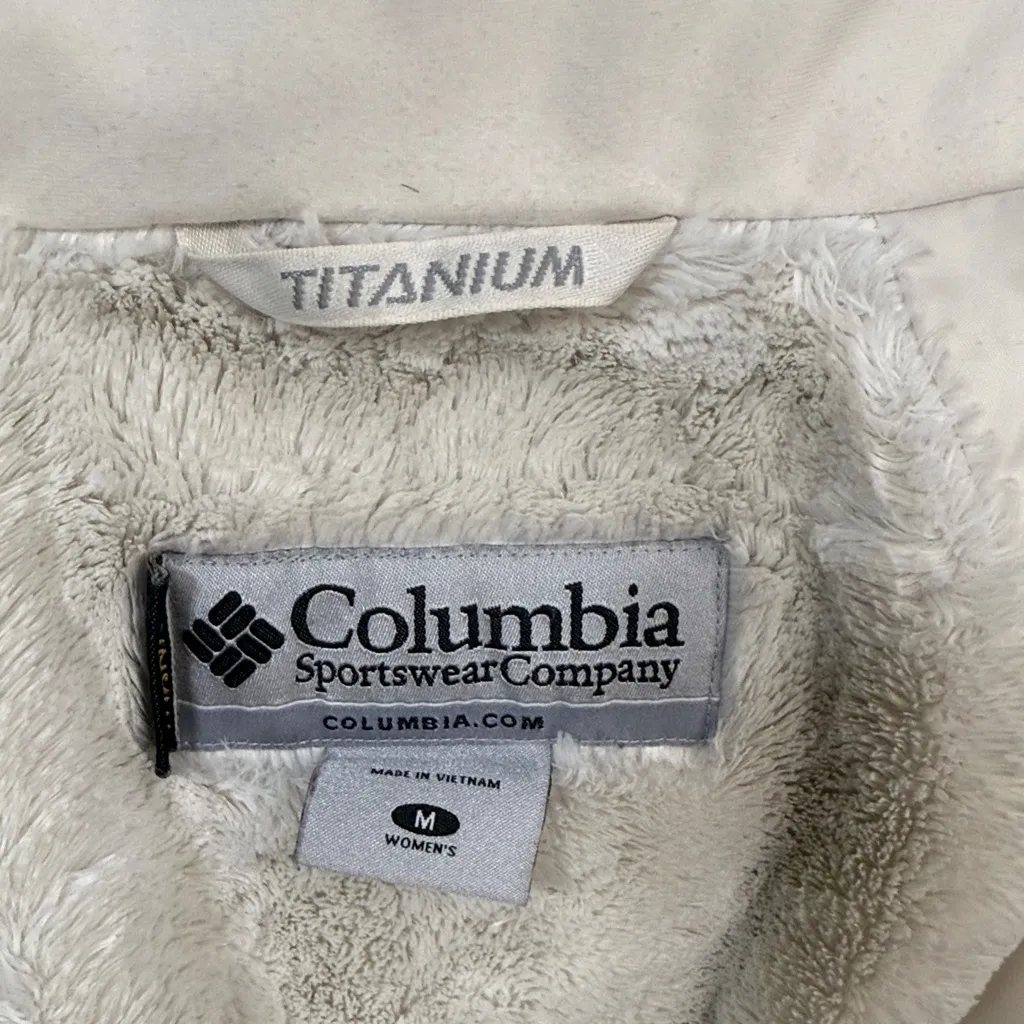 Columbia Women's Hooded Puffer Jacket - Beige - Image 16