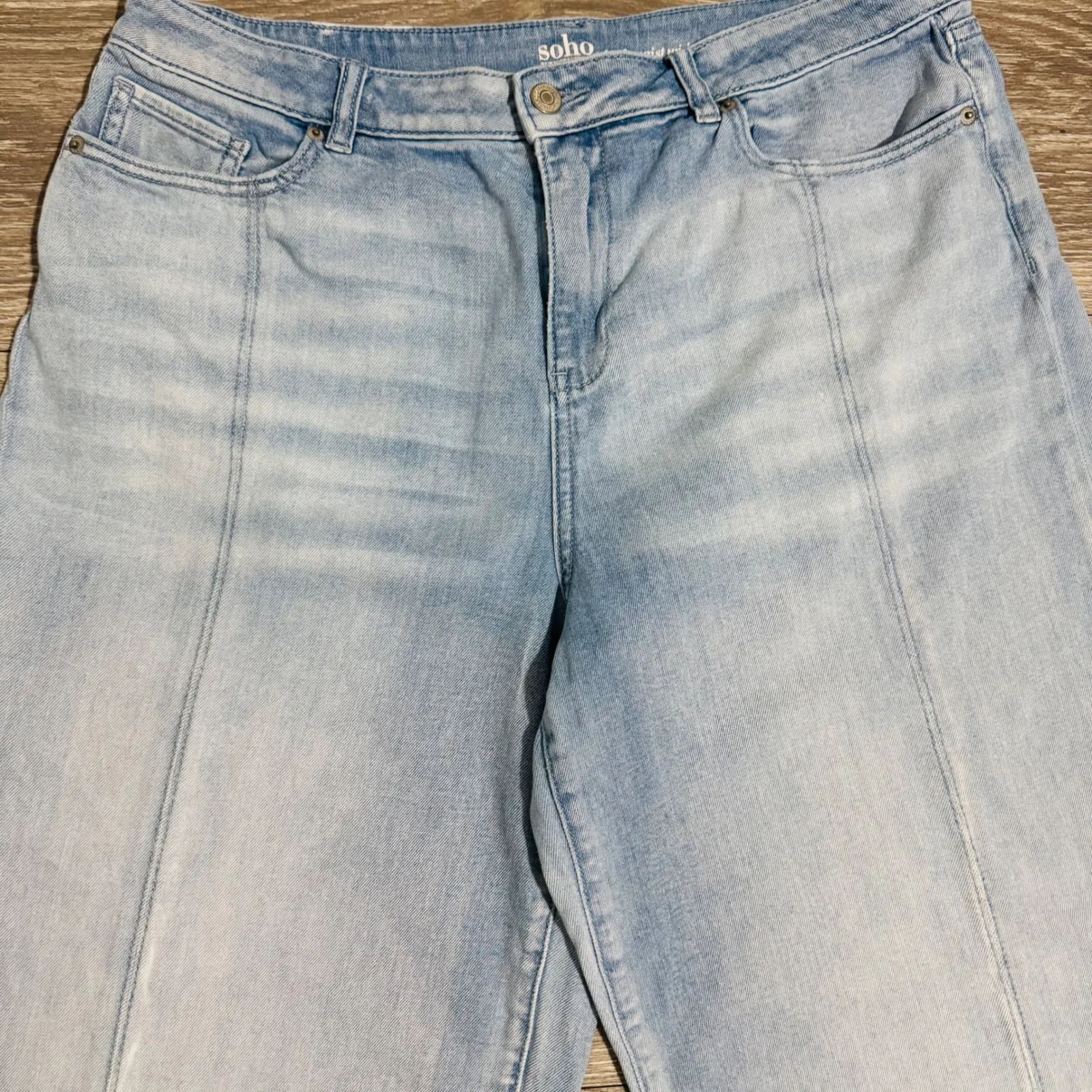 Soho High Waist Wide Leg Crop Jeans Light Wash Frayed Hem Women's Size 16 - Image 6