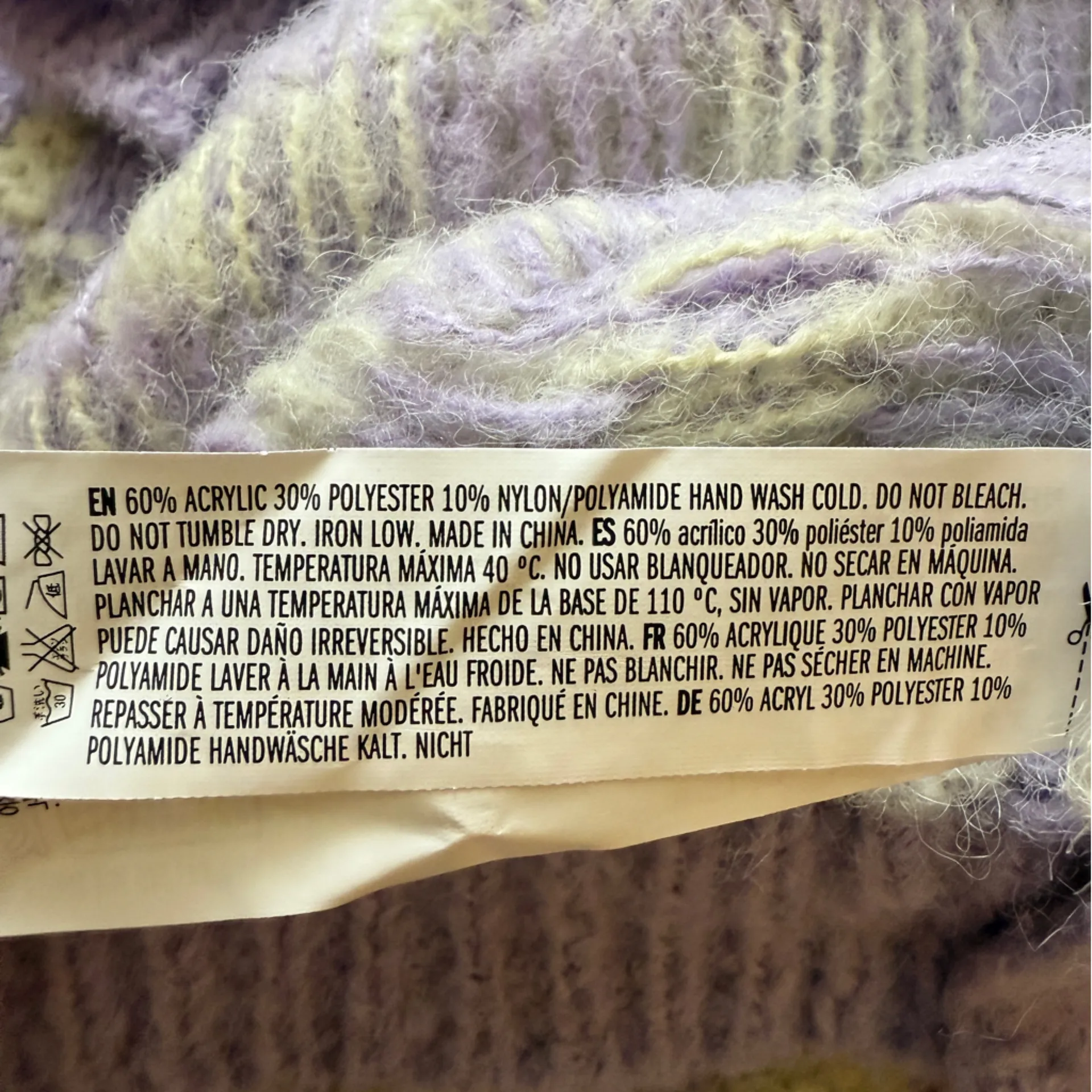 English Factory Checkered Lavender and Cream Sweater Vest Size Medium - Image 4