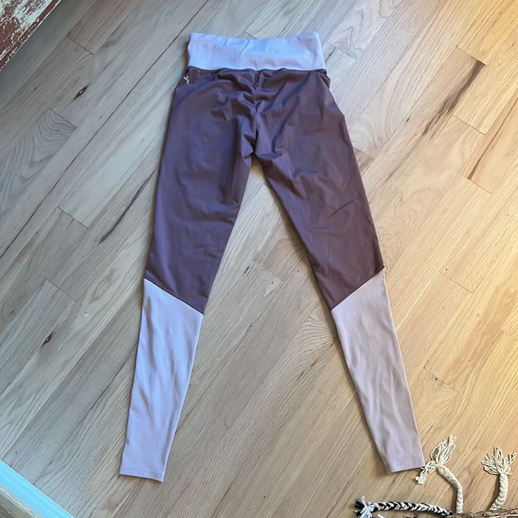 Joylab size small leggings perfect condition mid/high rise - Image 2