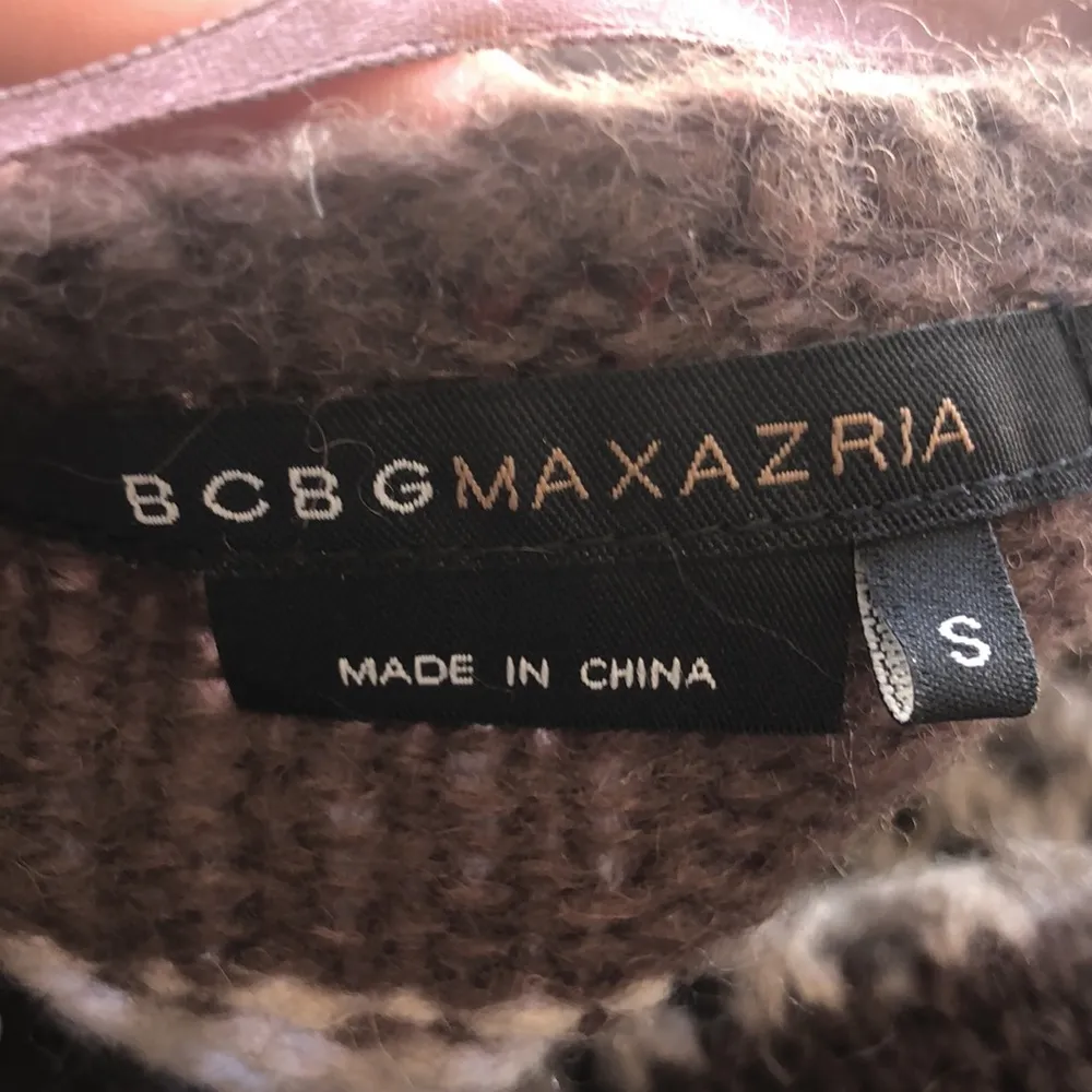 BCBGMAXAZRIA  open knit dolman sleeve sweater - Image 5