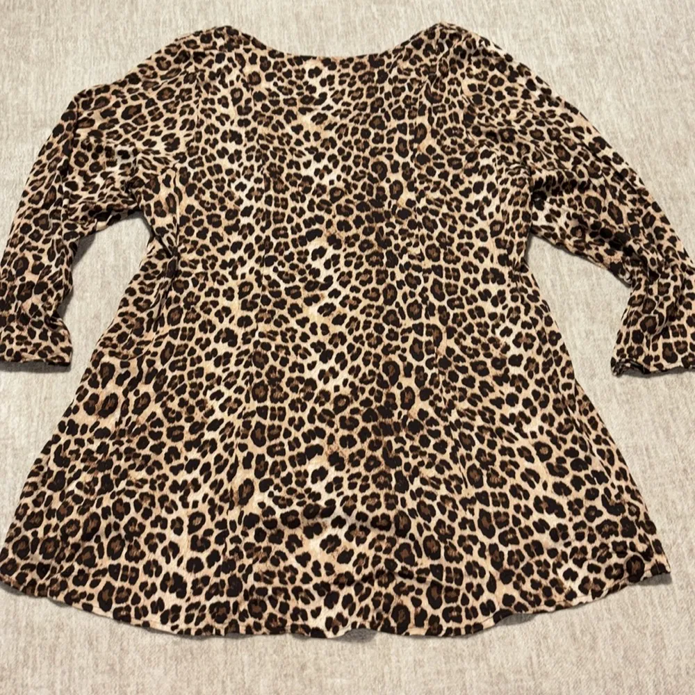 Torrid sz 3 3x 22/24 Leopard cheetah leopard tunic Stretch v neck 3/4 sleeve - Image 7