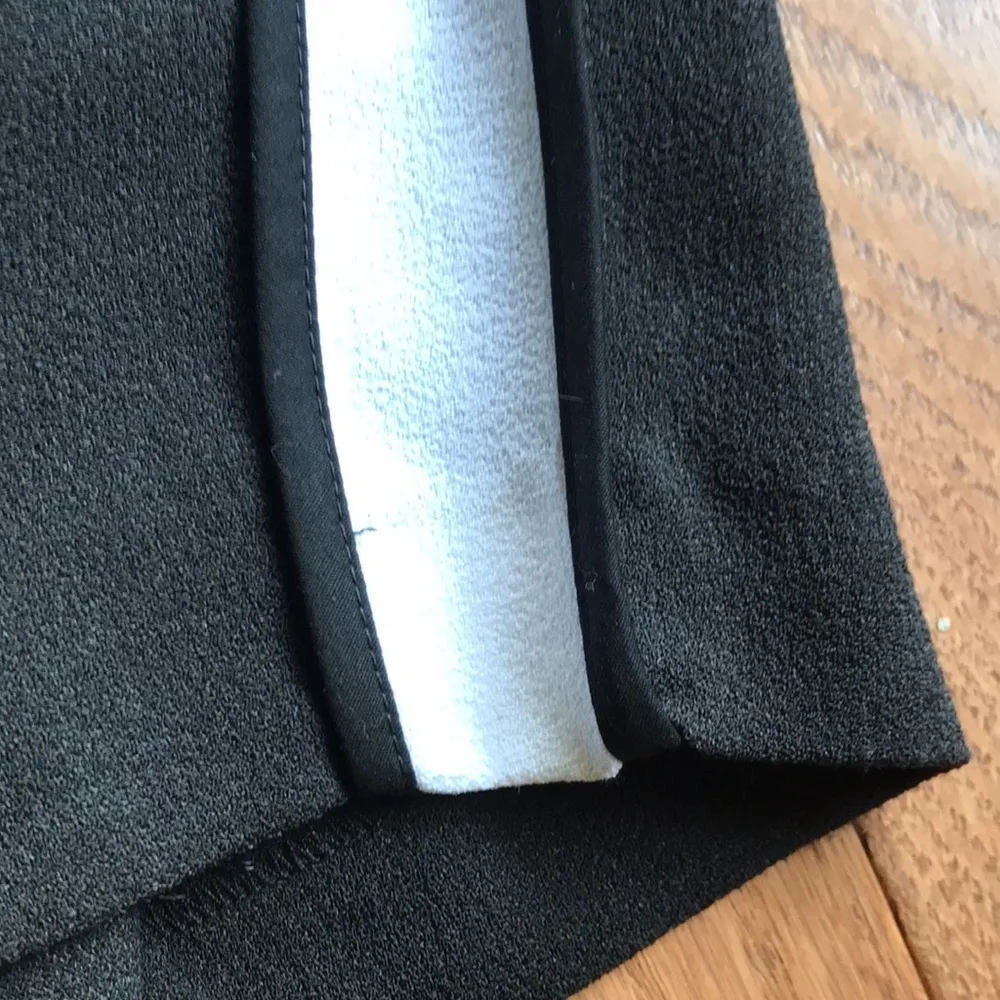 Kaari Blue white side stripe classic trousers - Image 4