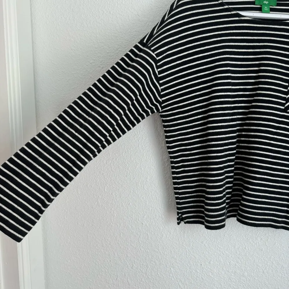 Dip black and white stripe long sleeve shirt with front pocket, size L / XL - Image 2