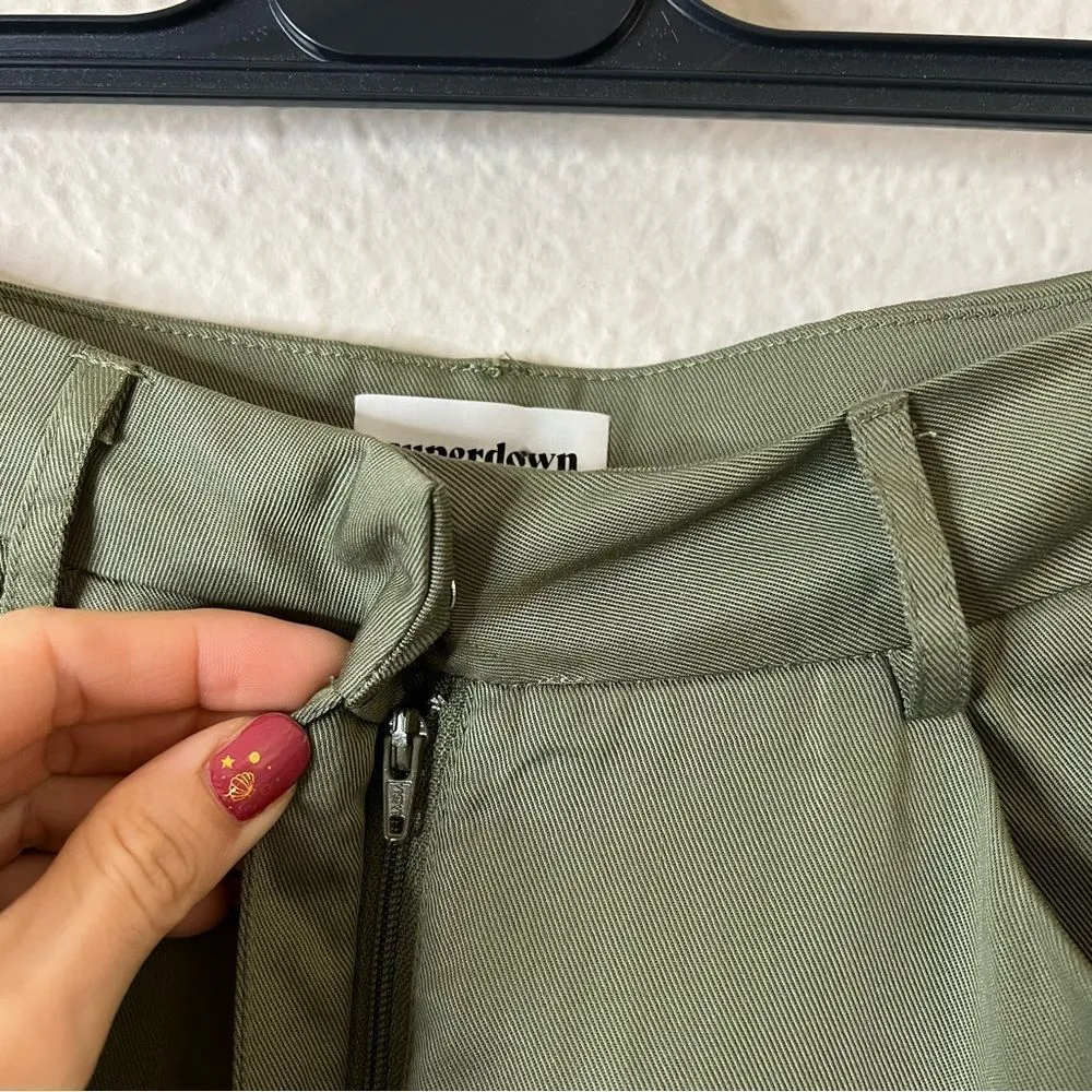superdown Revolve  Mae Straight Cargo Pant in Olive Green NEW Size Small - Image 7