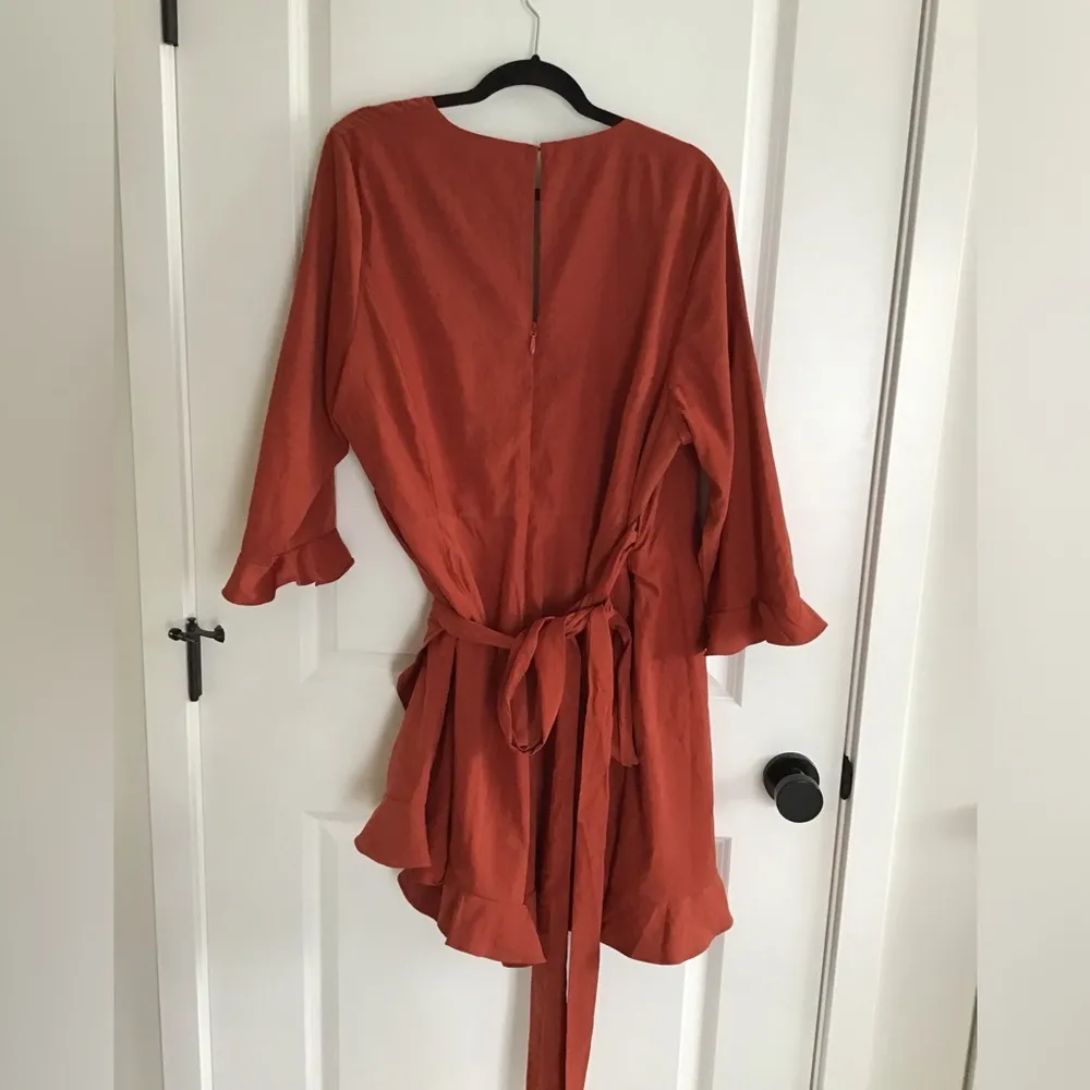 City Chic Wrap Dress Size 18 Orange Waist Tie Long Sleeves - Image 3