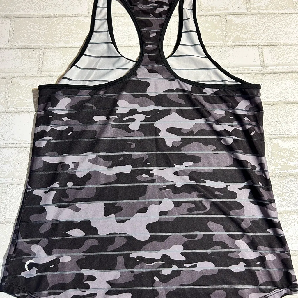 Zyia  Women's Tank Top Bundle - Image 6