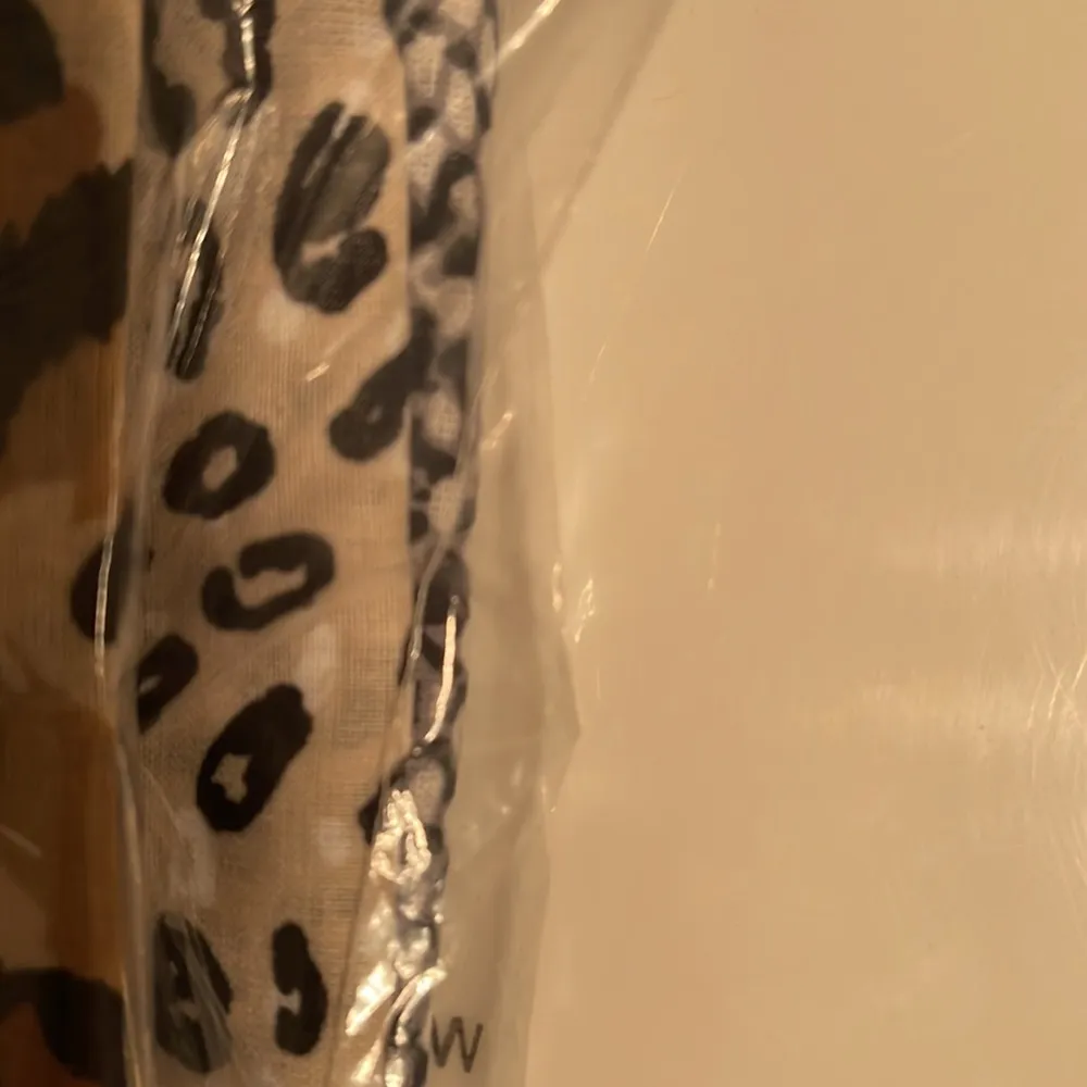 Pack of 3 Bandanas Animal Print 22 x 22" Unisex - Image 3