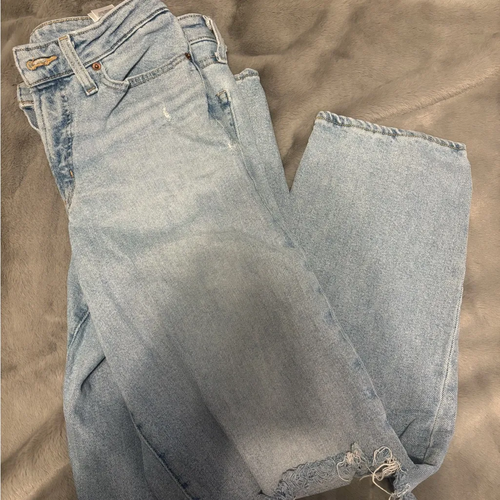 Old Navy jeans - Image 2