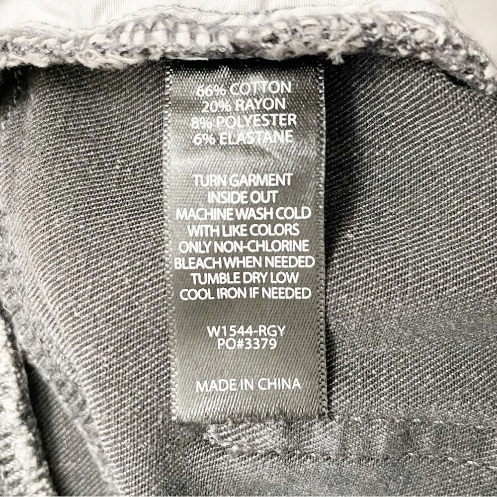 Betabrand Yoga Denim Midrise Bootcut Flare Jeans in Rinsed Gray Size Medium - Image 11