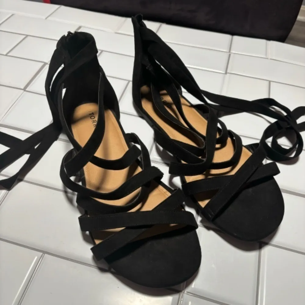 Torrid‎ Black Ankle Wrap Gladiator Sandal 12W - Image 5