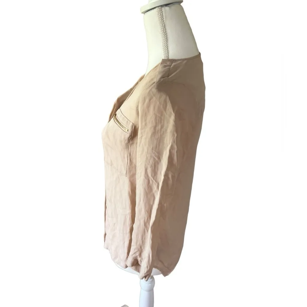 Theory Light Pink Button-Down Shirt with‎ Zip Chest Pockets - Image 2