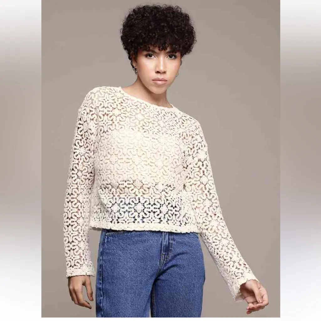 Mango Cream sheer floral Lace crop top Blouse Size medium - Image 10