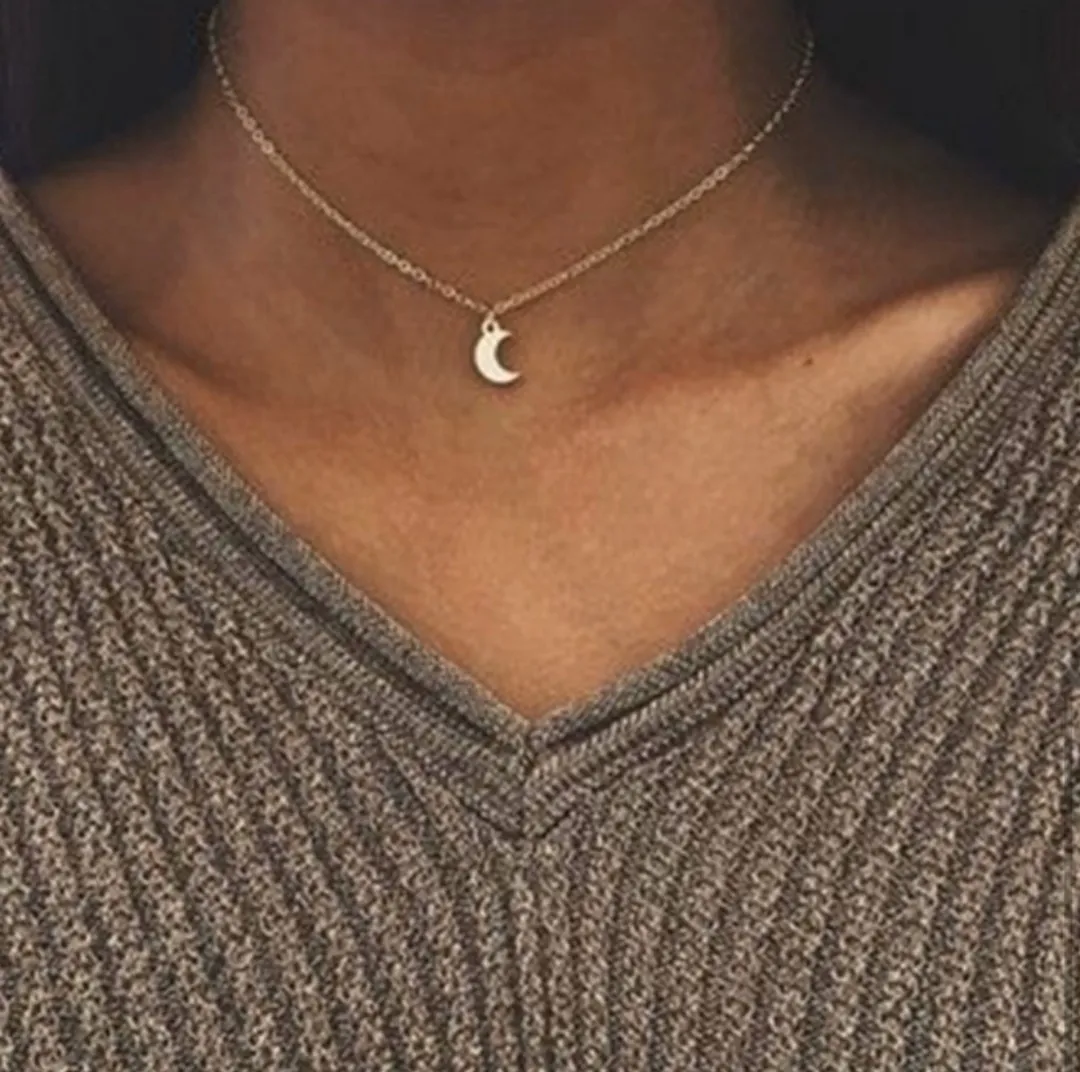 Moon Necklace Gold - Image 3