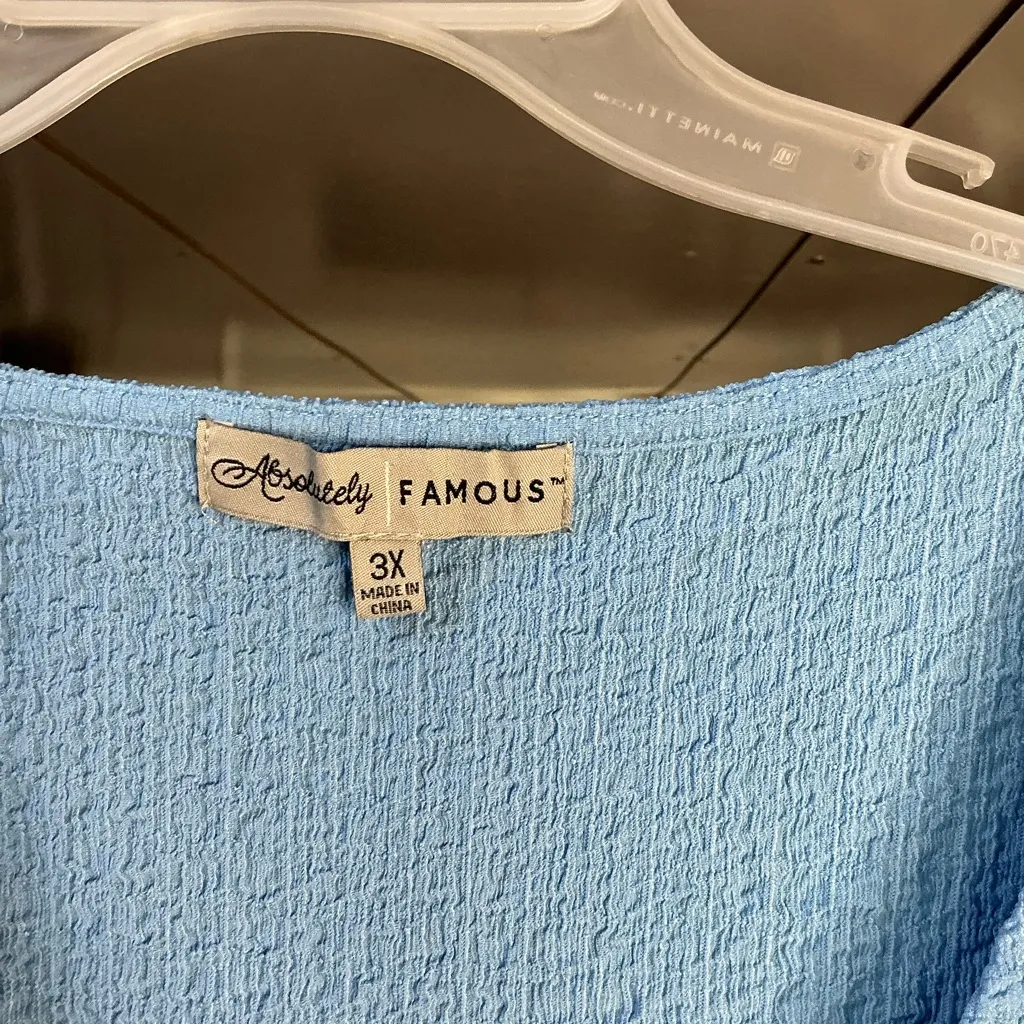 Absolutely Famous Sky Blue V-Neck Top - Image 5