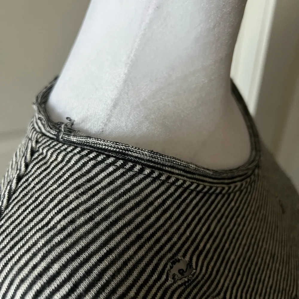 Striped Black and White Distressed T-Shirt - Image 5