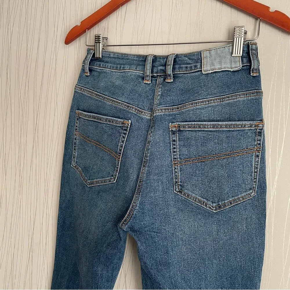 Collusion Jeans High Rise Flare Leg Women’s size 28 Stretch - Image 6