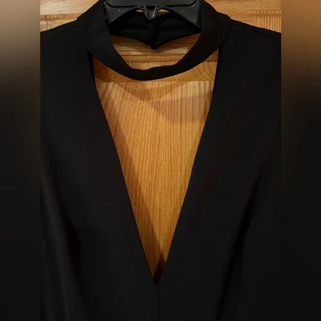 Windsor Black Deep V-Neck & Deep V-Back Cropped Wide Leg Jumpsuit Size Medium‎ - Image 4