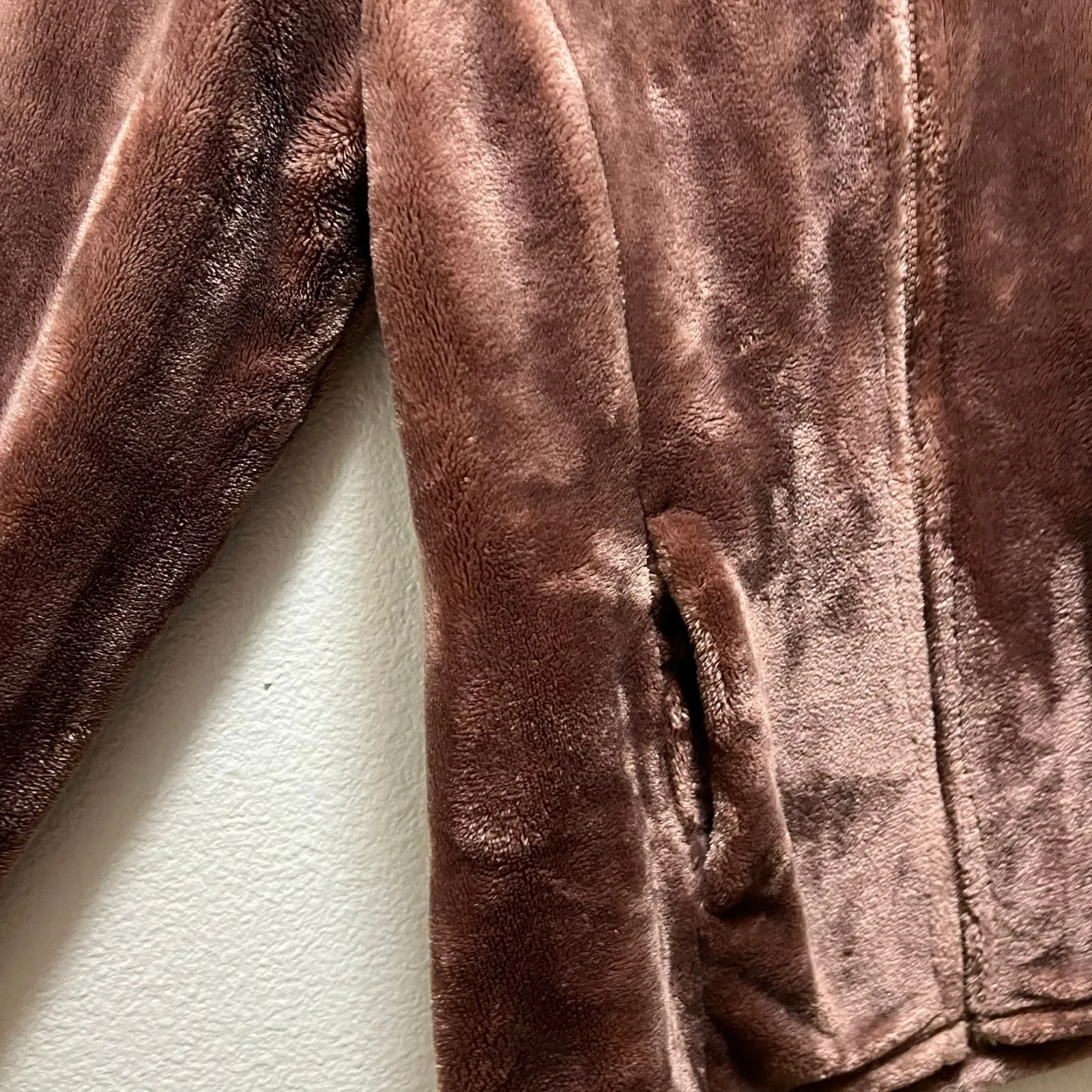 32 Degrees Heat Plush Jacket Red Fleece Zip Up Fuzzy Faux Fur Long Sleeve Sz M - Image 4