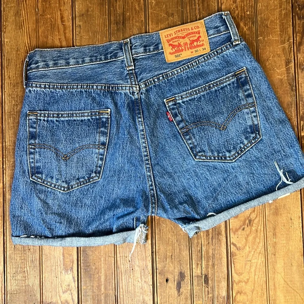 Vintage Levi’s Button fly Denim remade by hand Patchwork Women Shorts size small - Image 6