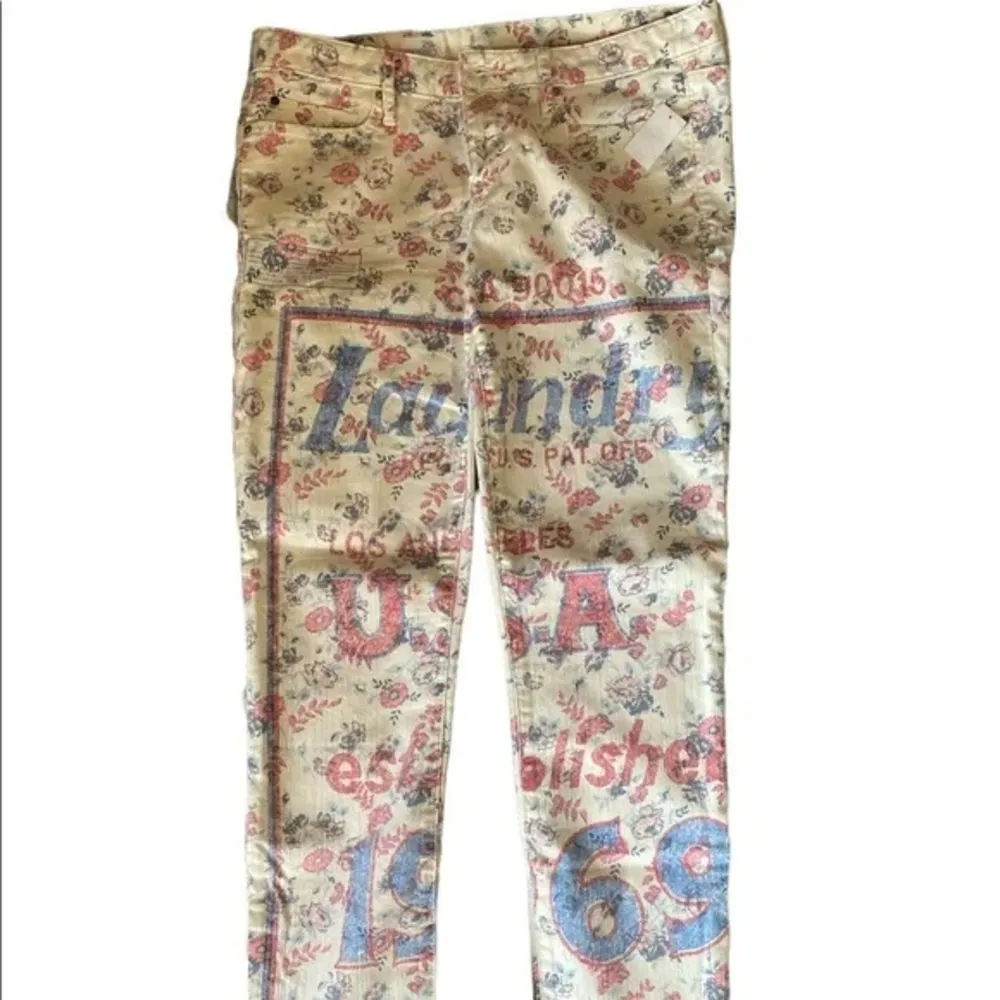 Gap Skinny USA Letter Print/White Floral Jeans, Sz 32R - Image 4