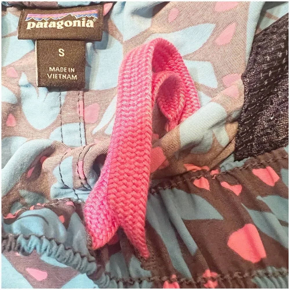Patagonia Barely Baggies Shorts 2.5" Womens Small Pollen Confetti Blue Pockets - Image 6